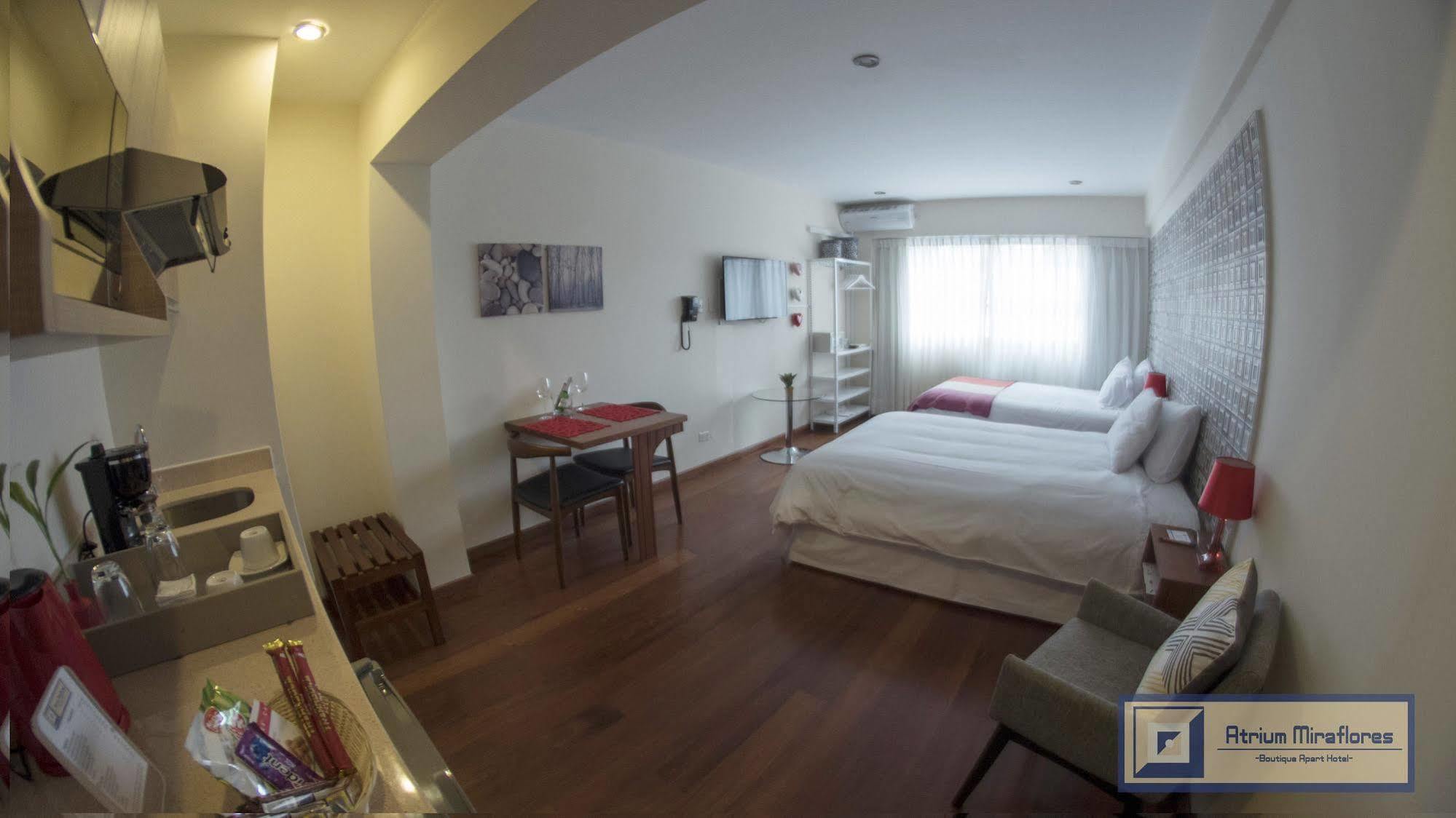 Atrium Miraflores Hotel リマ エクステリア 写真