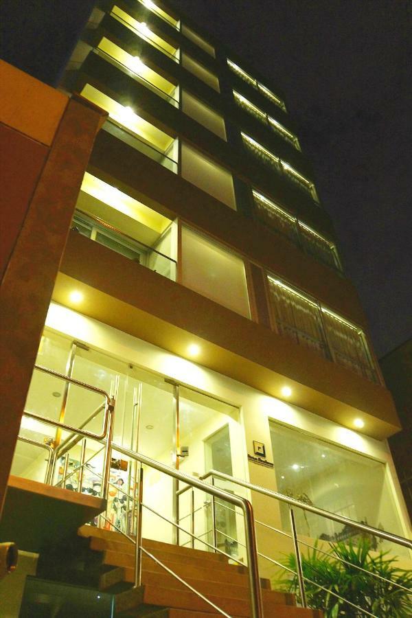Atrium Miraflores Hotel リマ エクステリア 写真